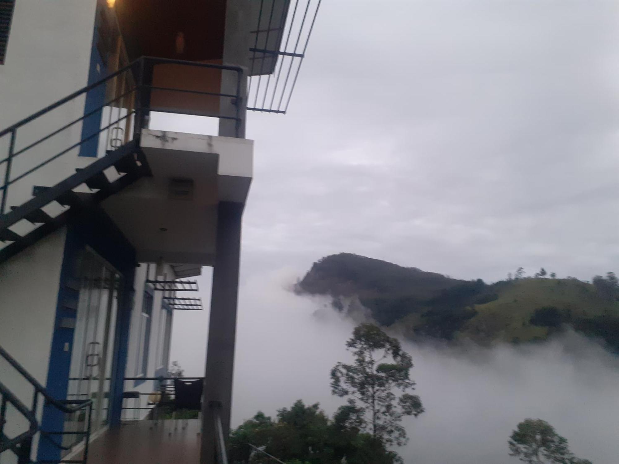 Bed and Breakfast Ella Floating View Esterno foto
